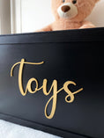 Load image into Gallery viewer, Speelgoedkist met naam - Toybox with name - L 60x40x40 cm